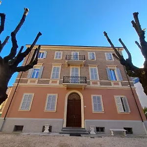 residence-del-centro.emilia-romagnahotels.net/